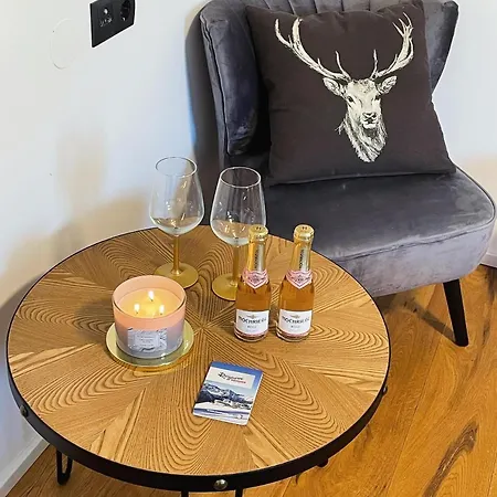 Leo * זיפלד אין טירול